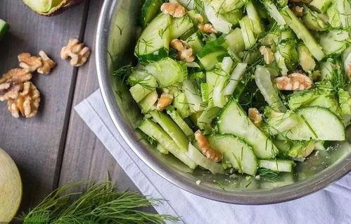 吃瓜群众瓜不解渴,揭秘“吃瓜群众瓜不解渴”背后的真相与启示