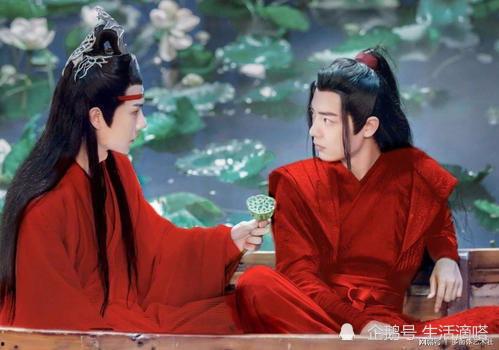 吃瓜群众cp王一博肖战,王一博肖战CP，甜蜜互动引粉丝狂欢