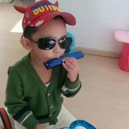 吃瓜群众小助理是谁啊视频,网络红人的崛起之路